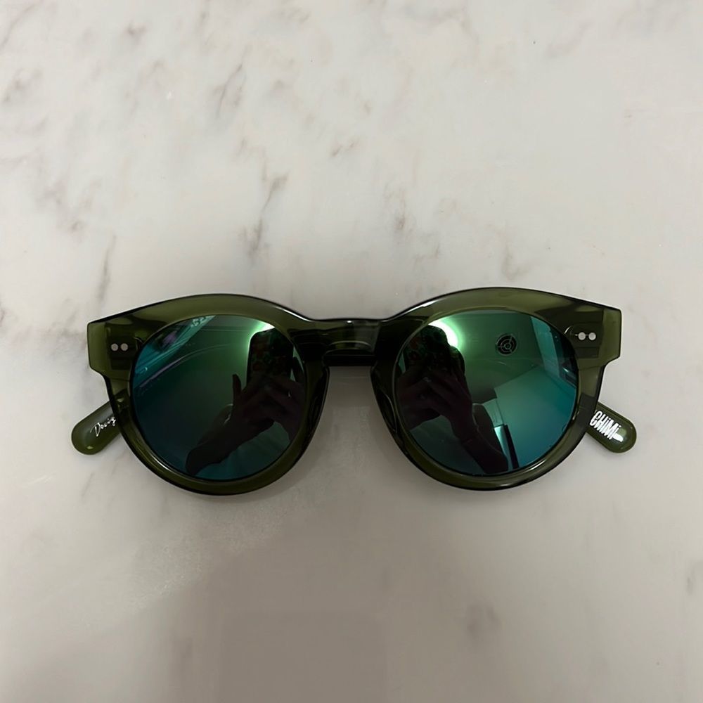 Green Round Women's Sunglasses - Mirrored Lenses